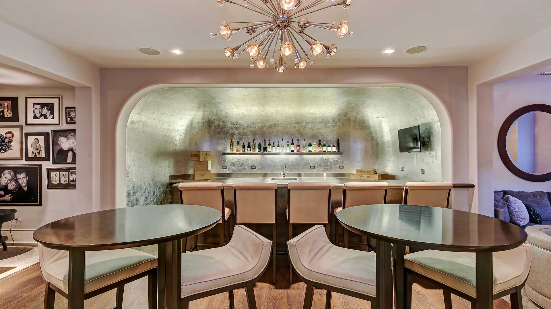 Bars and Wine Cellars Design By Broad Avenue